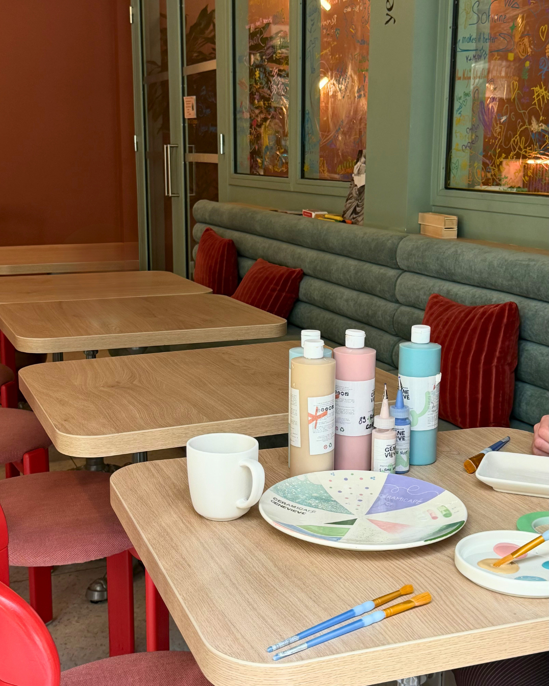 Atelier de peinture sur mug chez Lyf Gambetta - Samedi 13/06