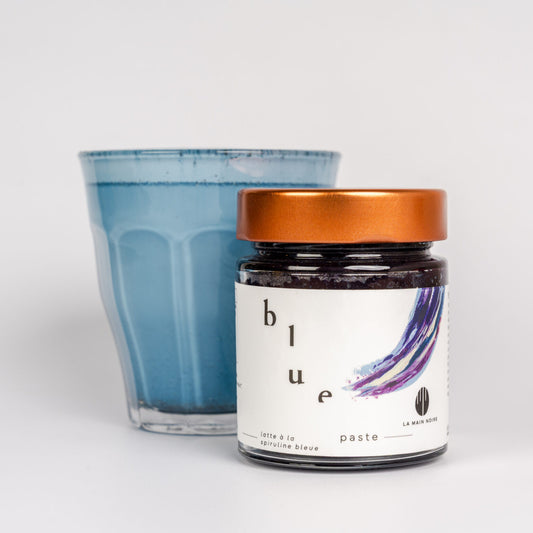 Blue Paste bio – La Main Noire